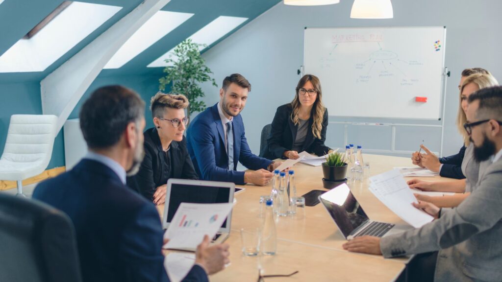 bpo-como-estrategia-de-eficiencia-transformando-operacoes-com-tecnologia-e-governanca-thompson-consultoria-em-gestao-estrategica