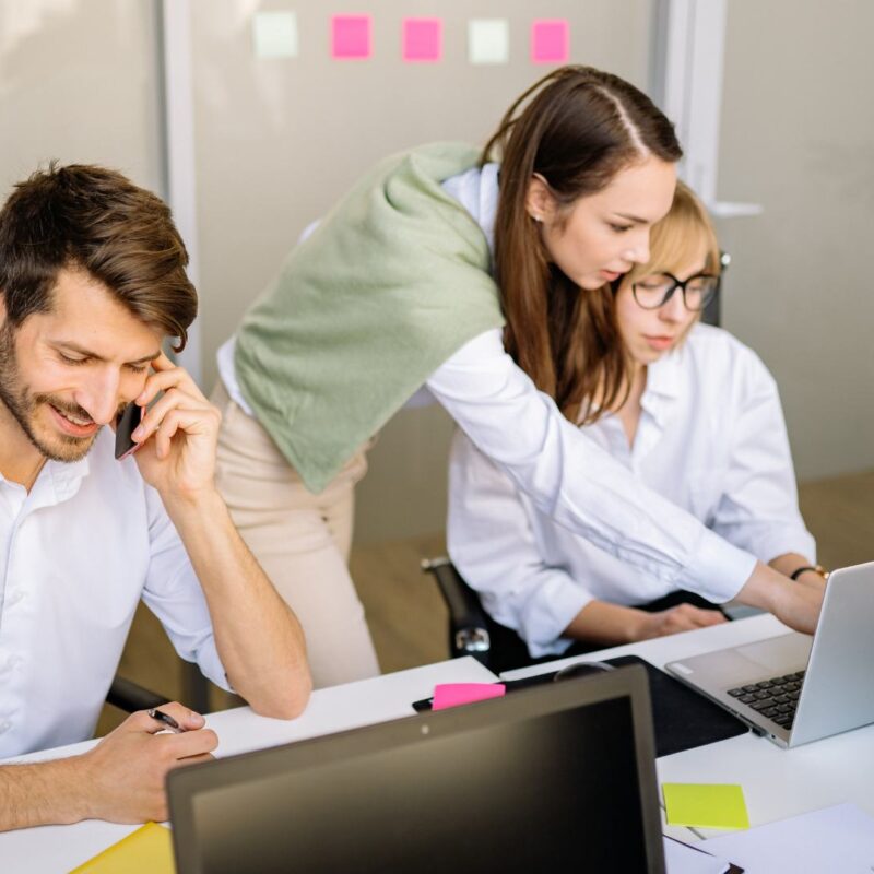 o-que-e-backoffice-terceirizado-e-o-que-essa-escolha-revela-sobre-a-maturidade-da-gestao-tmh-consultoria-bpo-em-curitiba