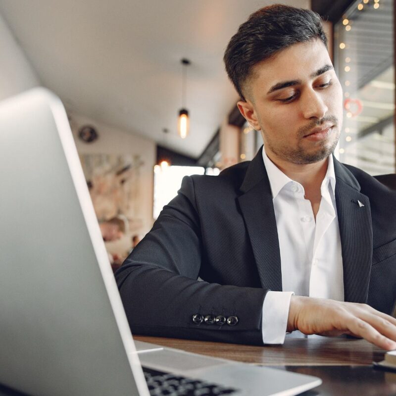 melhores-praticas-de-backoffice-como-estruturar-uma-retaguarda-que-sustenta-escala-consultoria-thompson-tmh