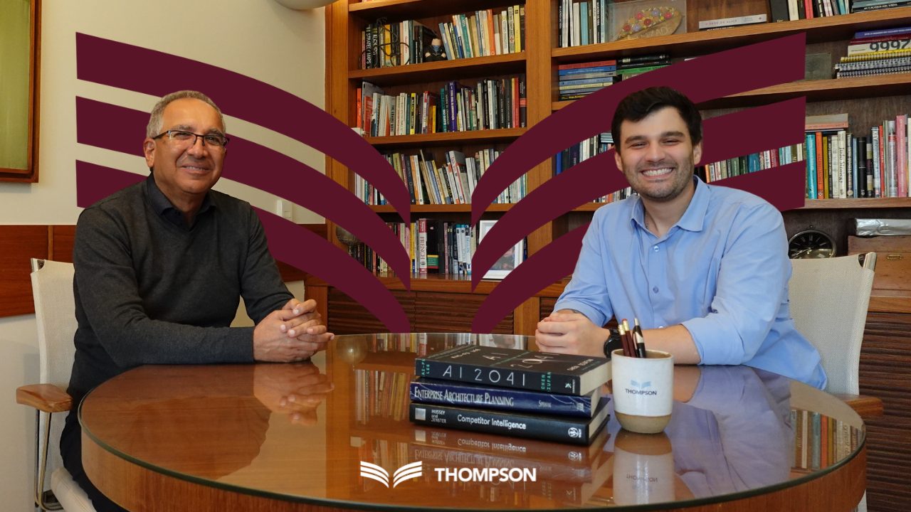 Ronaldo Nuzzi e Tiago Kalil no podcast da Thompson